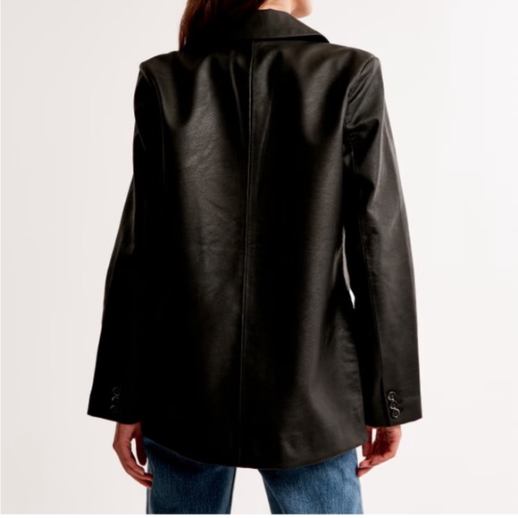 Abercrombie & Fitch Women's Black Vegan Leather Blazer - Picture 3 of 6
